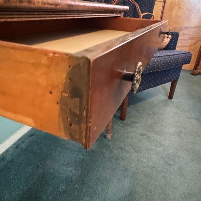 Sale Photo Thumbnail #234: Antique Federal Style Mahogany Side Table