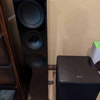 KEF R5 Speakers 