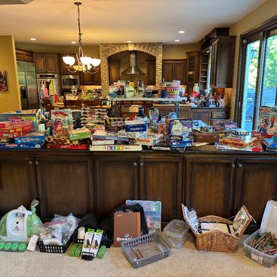 Tons of family games 