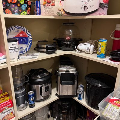 Kitchen small appliances 