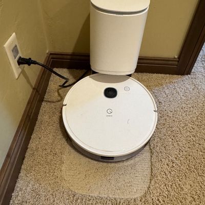 Robot vacuum 