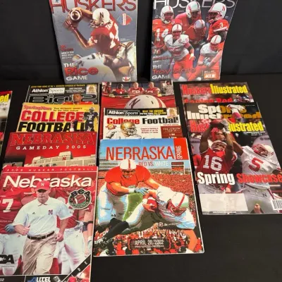 LCJ033 - Nebraska Cornhuskers Football Programs/Husker Illustrated Magazines