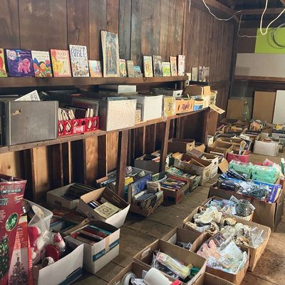 Estate sale photo
