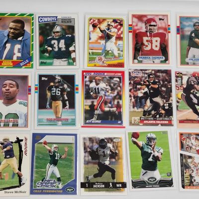 Lot of (15) Star / HoF Football Rookie Cards
