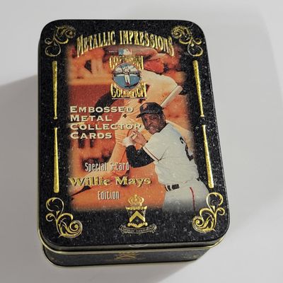 New In Box - Sealed Willie Mays Metallic Impressions Card Set