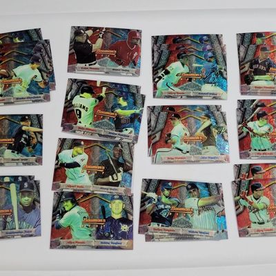 Lot of (40) 1994 Bowman's Best Mirror Image Cards