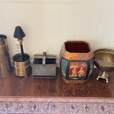 Assortment of vintage decorative brass and metalware, including an umbrella stand, a small table lamp, a coal scuttle, a Chinese-style...