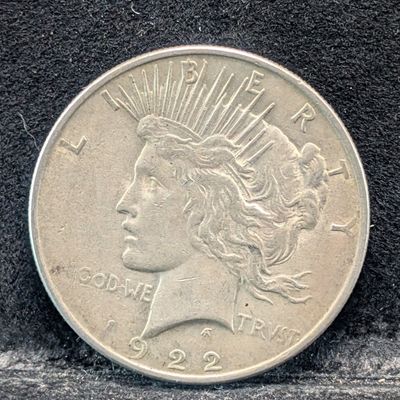 Sale Photo Thumbnail #105: 1922 Peace 90% Silver Dollar
