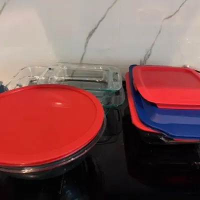 Glass bakeware with colored lids, assorted sizes