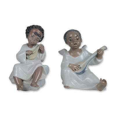Sale Photo Thumbnail #8: 2pc Lladro Angel Black 4537 & An Angel's Tune 6490 Porcelain Figurines