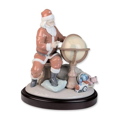 Sale Photo Thumbnail #38: Lladro Limited Edition Porcelain Figurine, Christmas Journey 01001813 with COA & Base