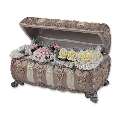 Sale Photo Thumbnail #60: Lladro Spanish Porcelain Flowers Chest 1527