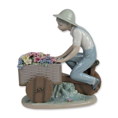Sale Photo Thumbnail #14: Lladro Spanish Porcelain Flower Peddler Figurine