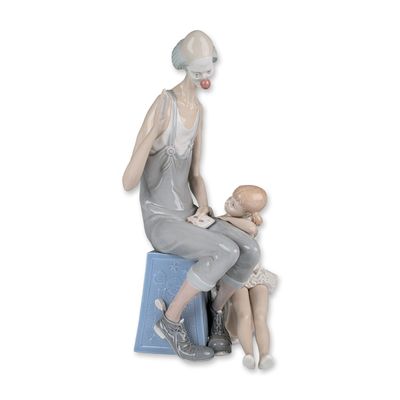 Sale Photo Thumbnail #186: Lladro Spanish Porcelain Magic Sculpture 4605