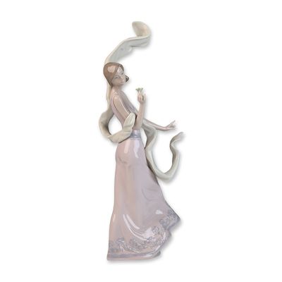 Sale Photo Thumbnail #347: Lladro Porcelain Figurine, Wind of Peace 01006251