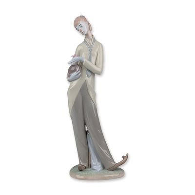 Sale Photo Thumbnail #188: Lladro Spanish Porcelain Romantic Clown Sculpture 8055