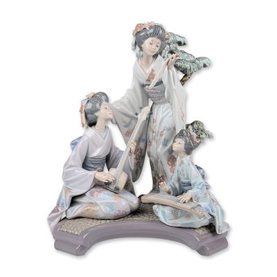 Sale Photo Thumbnail #341: Lladro Oriental Music Porcelain Sculpture 1491