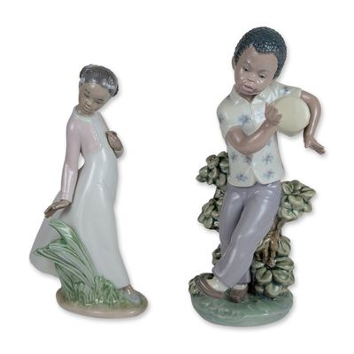 Sale Photo Thumbnail #16: 2pc Lladro Glazed Porcelain Figurines 5157 Bongo Beat and 8132 Pretty Flowers