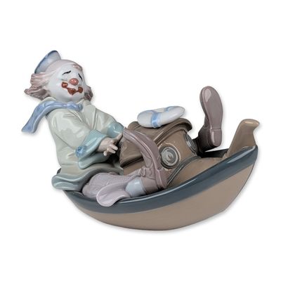 Sale Photo Thumbnail #176: Lladro Privilege Circus Waves Porcelain Clown Figurine 8137