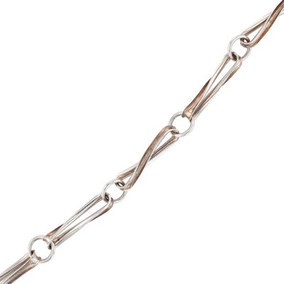 Sale Photo Thumbnail #521: Unoaerre Italy Sterling Silver Modern Twisted Link Necklace