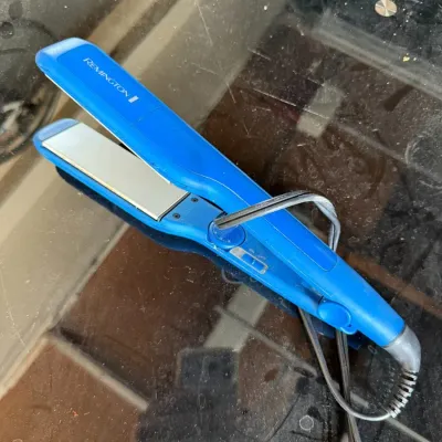 Blue Hair Straightener