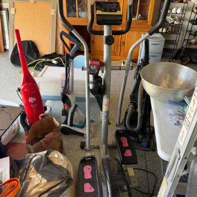 Compact Elliptical Exercise Machine