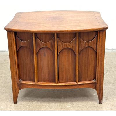 Mid-Century Modern Kent-Coffey Perspecta walnut  Side Table Cabinet Stand.