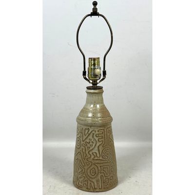 Signed GREGORY Mid Century Modern Studio Pottery Table Lamp. Sgrafitto Incised Design. Oatmeal and b