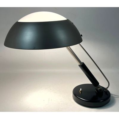 1930s Vintage Bauhaus Karl Trabert for G. Schanzenbach and Co Table Lamp, Germany.