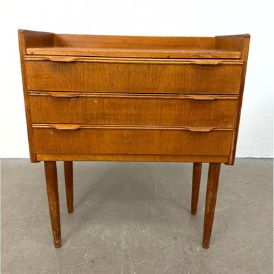 Danish Modern Teak 3 Drawer Chest Server on Tapered legs.