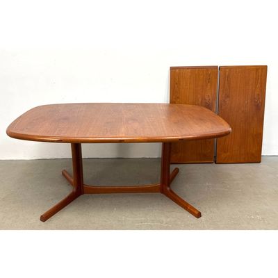 70s Vintage Danish Modern Dyrlund Extendable Oval Teak Dining Table with 2 Leaves