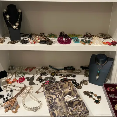 Sale Photo Thumbnail #82