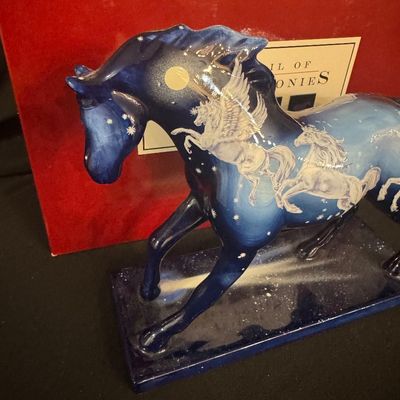 The Trail of Painted Ponies “Stardust”
