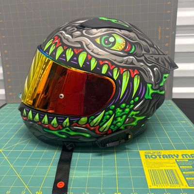 Sedici strada 3 motorcycle helmet. Size XL