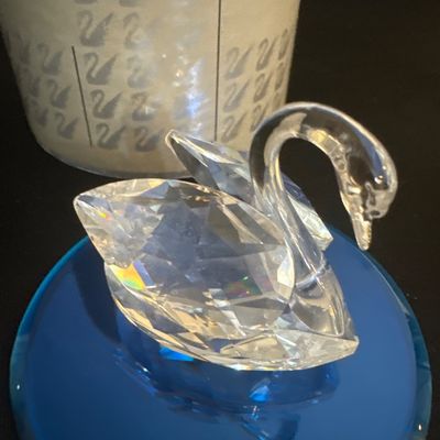 Swarovski Silver Crystal Two-Piece set Swan Figurine and Blue Mirrored Base