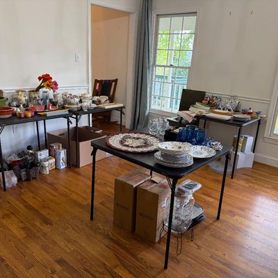 Estate sale photo