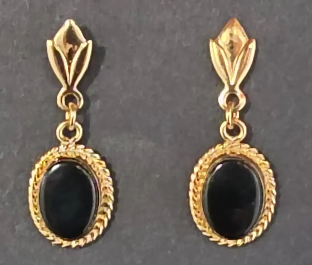 Carla Jewelry Company Black w/Gold Base Earrings 