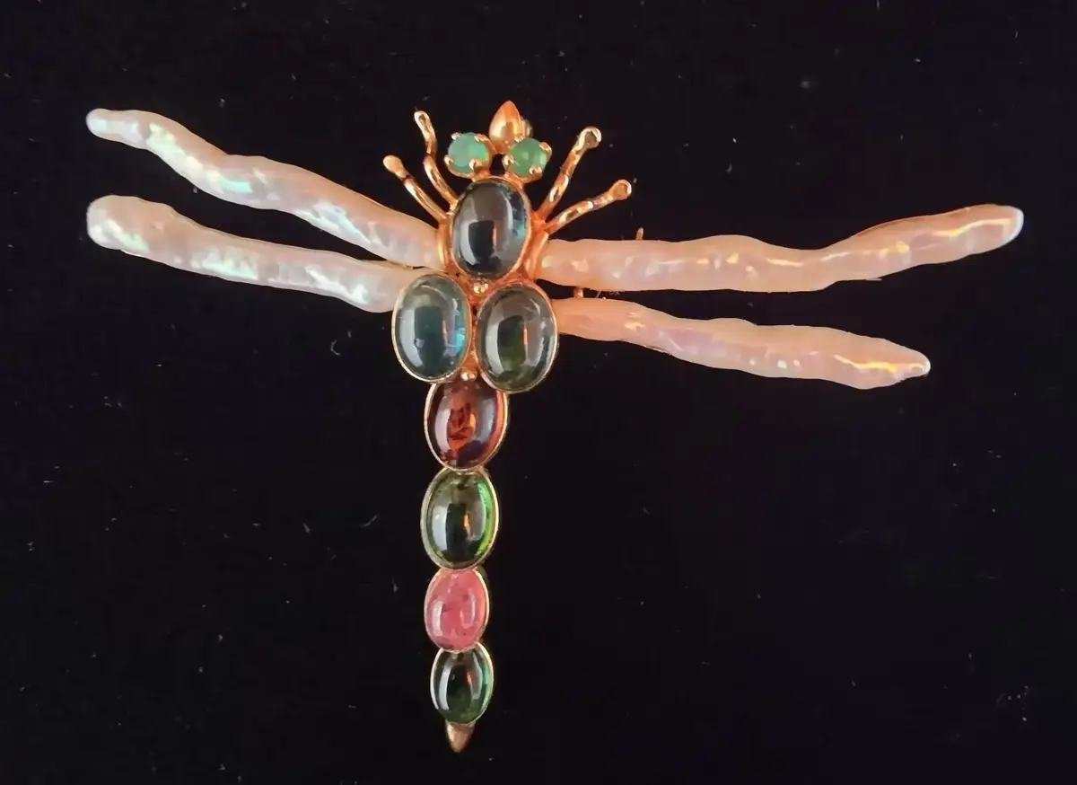 Pearl Winged Dragonfly Brooch
