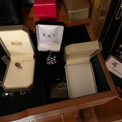 Sale Photo Thumbnail #28: Jewelry - gemstones, gold and sterling