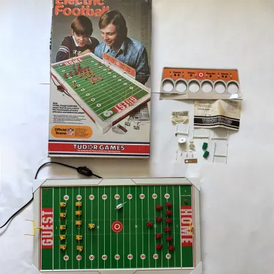 Mid century tudor electric football game