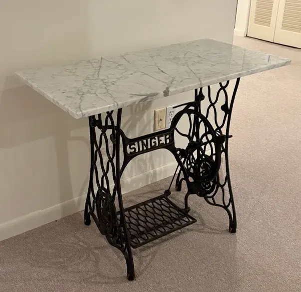 Singer Table (B)