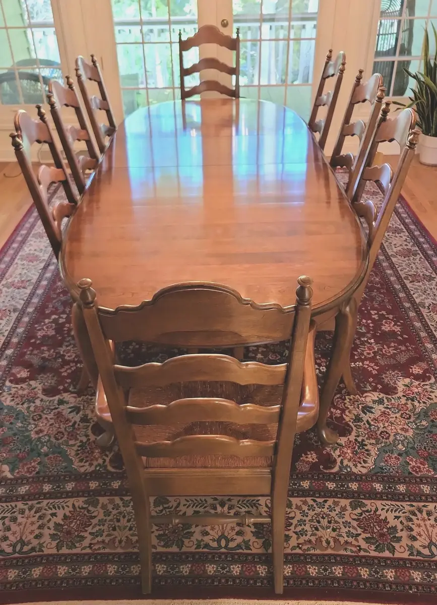 Dining Room Table Set (DR)