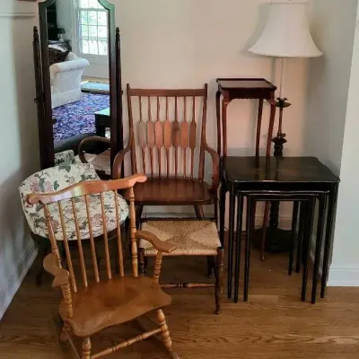 Small Furniture Lot (LR)