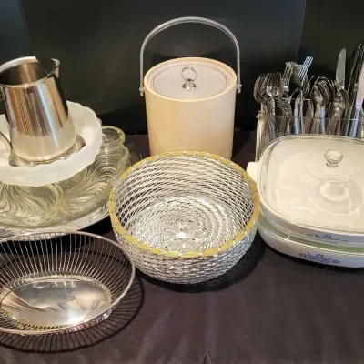 Vintage Kitchen Lot (D)