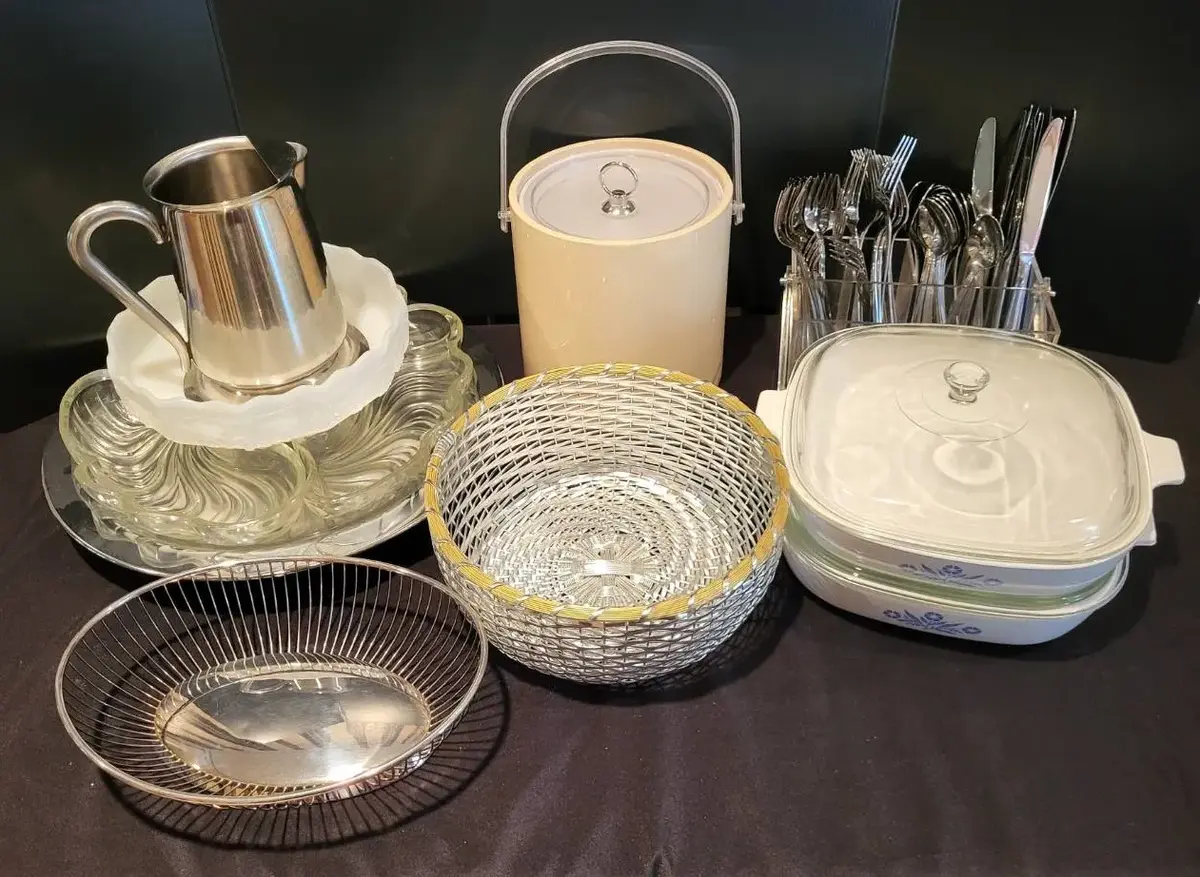 Vintage Kitchen Lot (D)