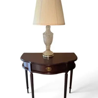 Federal Style Wood End Table w/ Glass Base Lamp