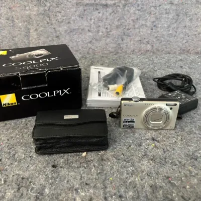 Nikon Coolpix S6000 Digital Camera | 14.2MP, 7x Optical Zoom, Box & Accessories