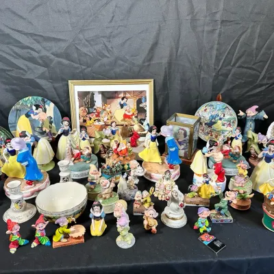 Disney Snow White & Seven Dwarfs | 1994 Lithograph, Figurines & Collector Plates