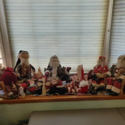 Santa Claus Collection | Folk Art Santas, Primitive Dolls & Christmas Décor