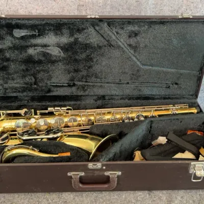 Yamaha YTS-23 Tenor Saxophone | Gold Lacquer Finish, Hard Case & Accessories